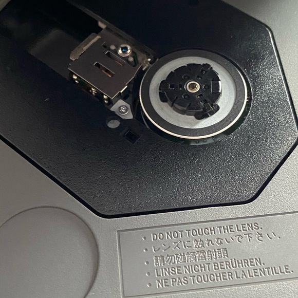 LITE-ON Black USB 2.0 Interface External DVD Drive - Model eTDU108 W/ Cord - Picture 9 of 10